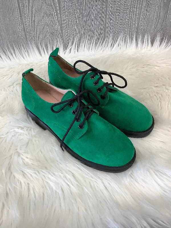 Green Shoes Flats Clothes Mentor, Size 10