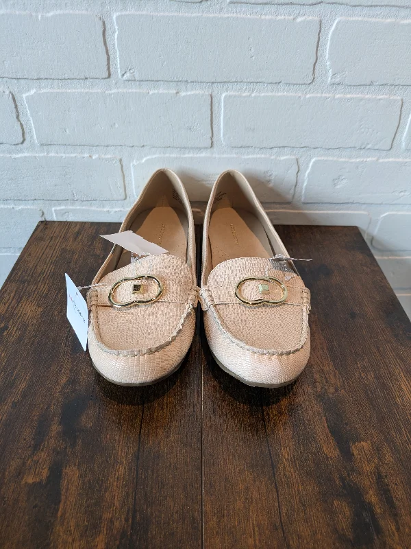 Tan Shoes Flats Liz Claiborne, Size 9.5