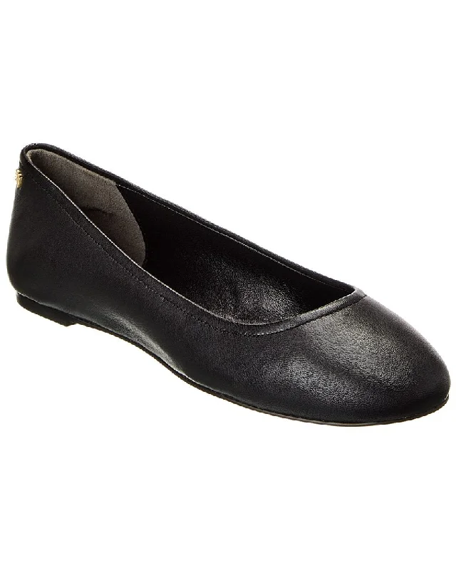 Stuart Weitzman Nadine Leather Flat