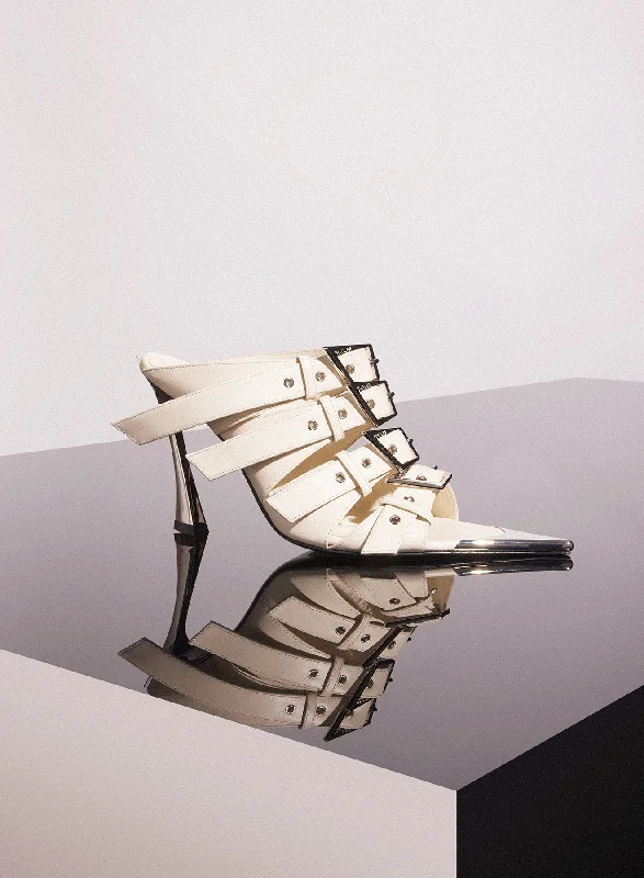 ivory shiny leather buckled fang 95 sandals