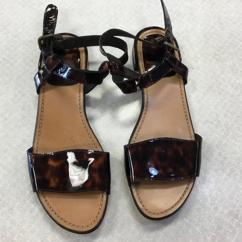 Sandals Designer By Stuart Weitzman In Brown, Size: 6